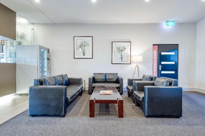 Best Western Airport Motel & Convention Centre photo 1