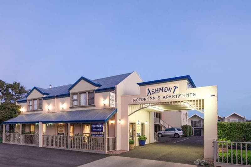Ashmont Motor Inn & Apartments main