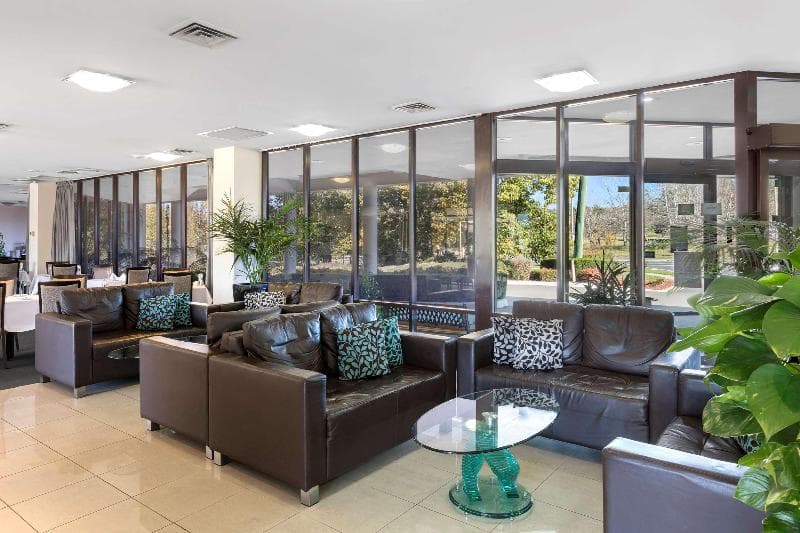 Garden City Hotel, Signature Collection 4