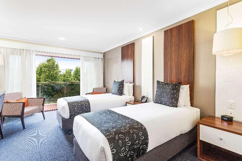 Quality Hotel Taylors Lakes 4