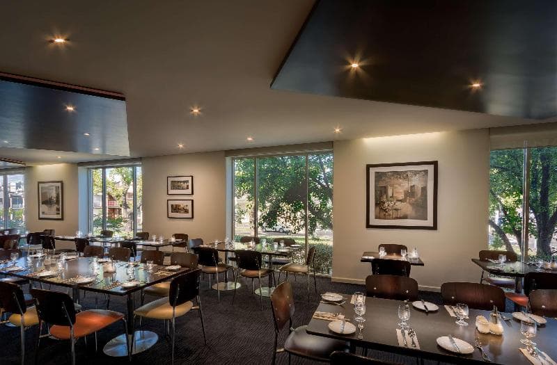 Best Western Plus Travel Inn Hotel 2