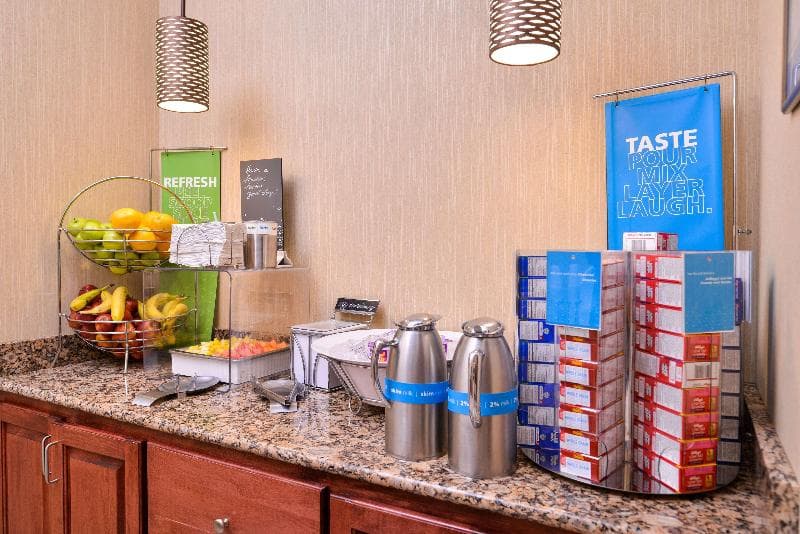 Hampton Inn York 3