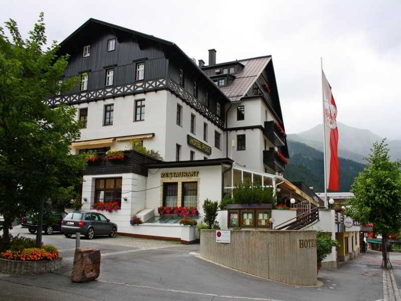 Hotel Post photo 1