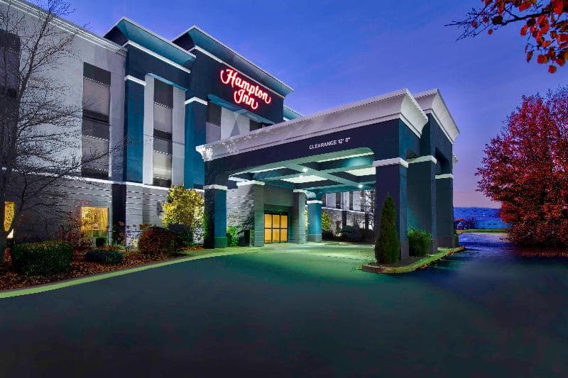 Hampton Inn Cortland 3