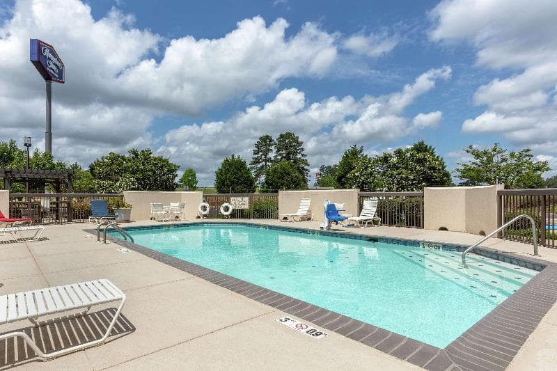 Hampton Inn Brookhaven 3