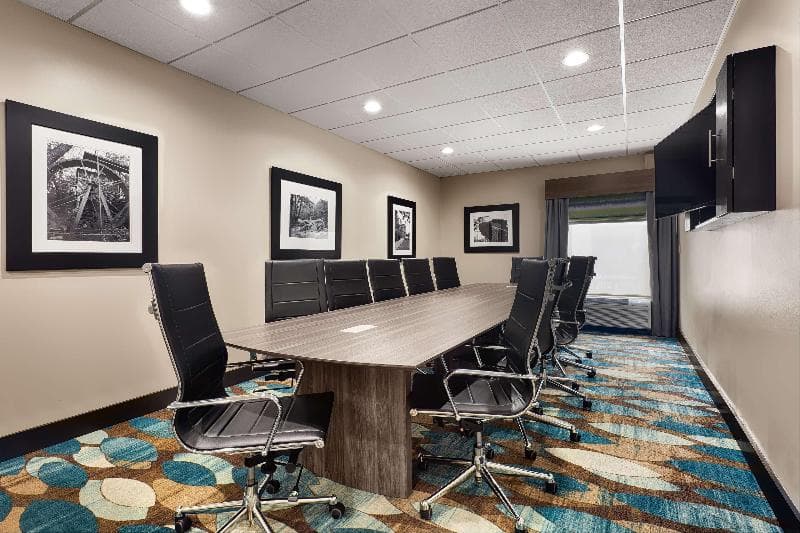 Hampton Inn Morganton main
