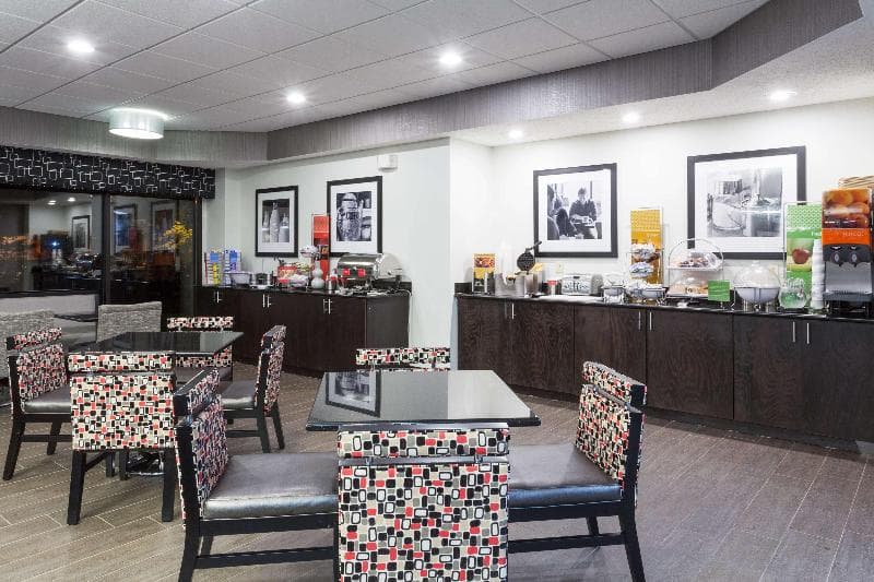 Hampton Inn Columbus/Delaware I-71 North 5