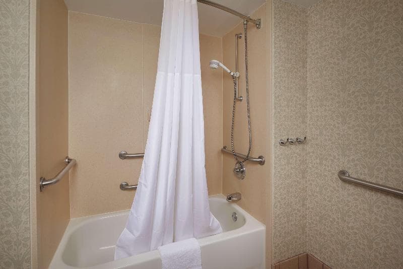 Hampton Inn Shrewsbury 4