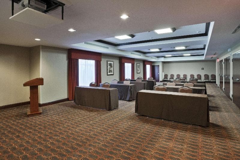 Hampton Inn Matamoras/Milford 2