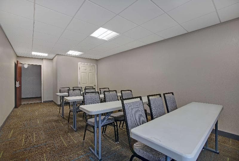 Hampton Inn Salisbury 4
