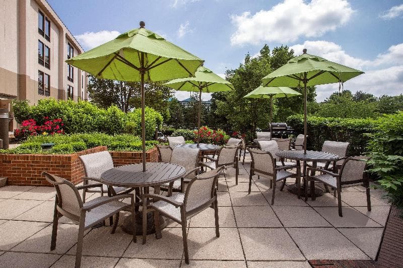 Hampton Inn Lancaster 4