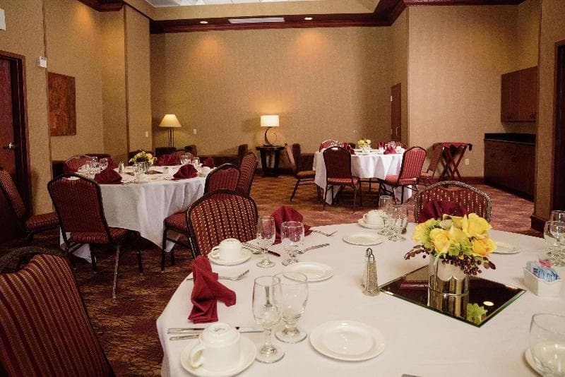 Embassy Suites by Hilton Minneapolis North photo 1