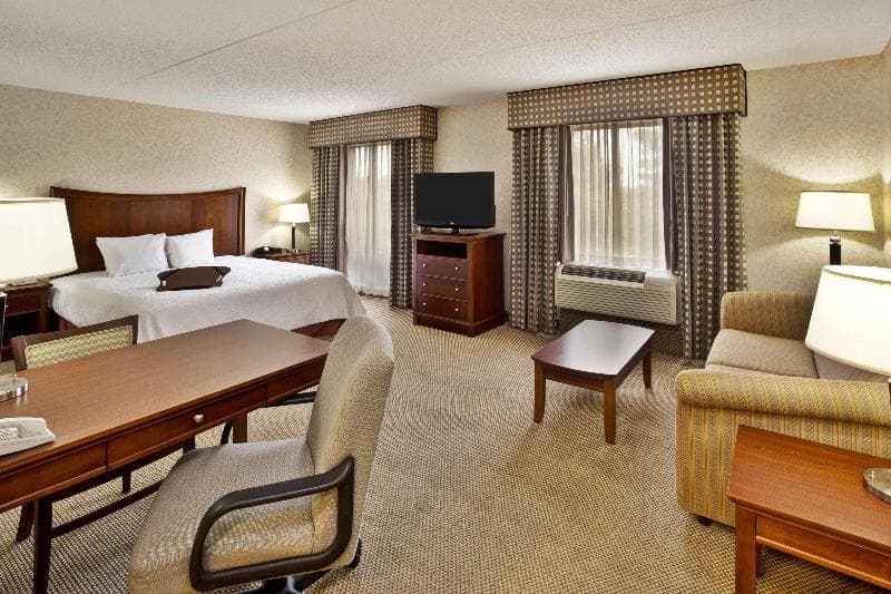 Hampton Inn & Suites Richmond/Virginia Center photo 1