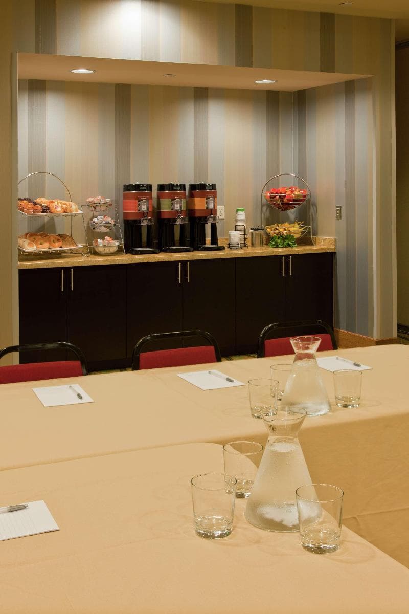 Hampton Inn & Suites Seattle/Federal Way 5