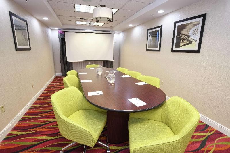 Hampton Inn Jacksonville East Regency Square photo 1
