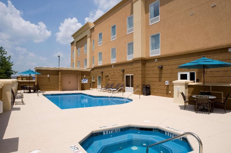 Hampton Inn Anderson/ Alliance Business Park 3