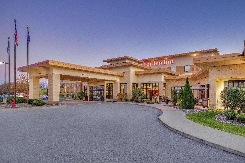 Hilton Garden Inn Milwaukee Airport photo 1