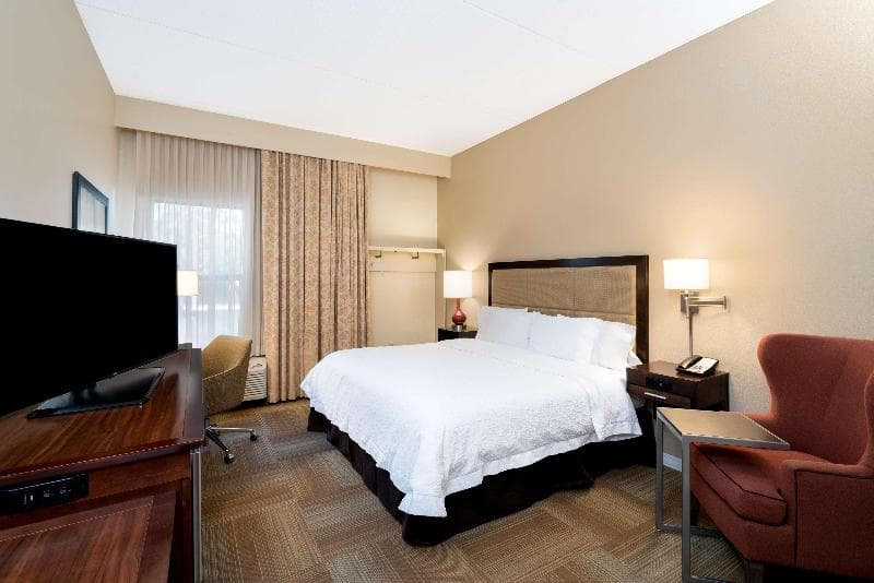 Hampton Inn Lafayette 4