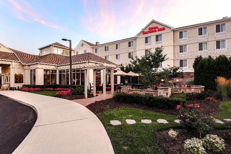 Hilton Garden Inn Melville 3