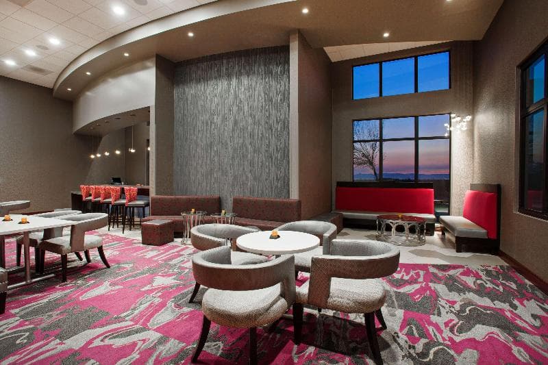 Hampton Inn & Suites Oakland Airport-Alameda 2