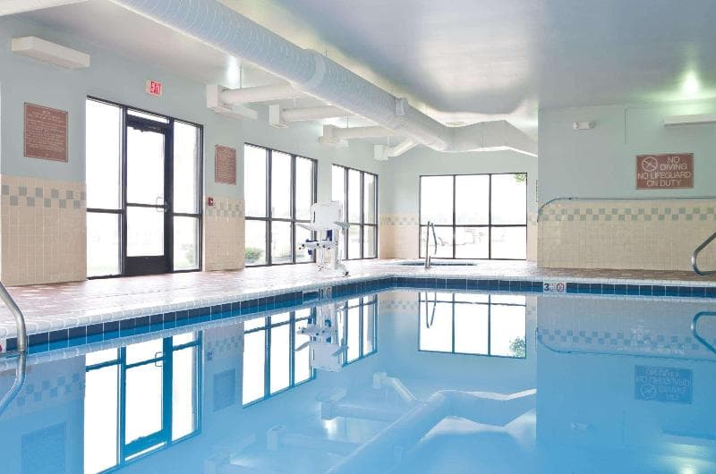 Hampton Inn New Philadelphia 4
