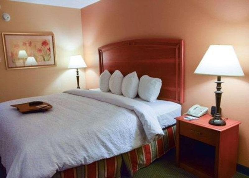 Quality Inn & Suites St. Louis 2