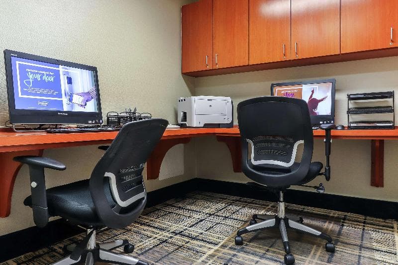 Hampton Inn Heath-Newark main