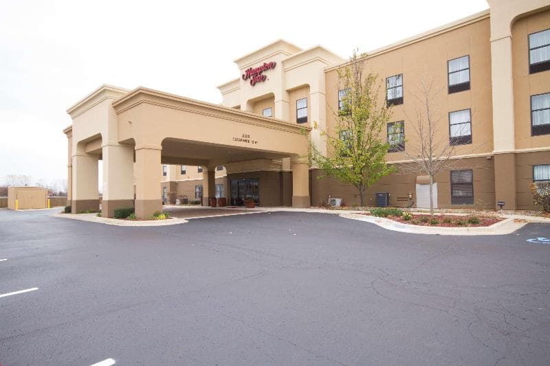 Hampton Inn Marshall 5