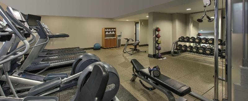DoubleTree by Hilton Chicago Wood Dale - Elk Grove photo 1