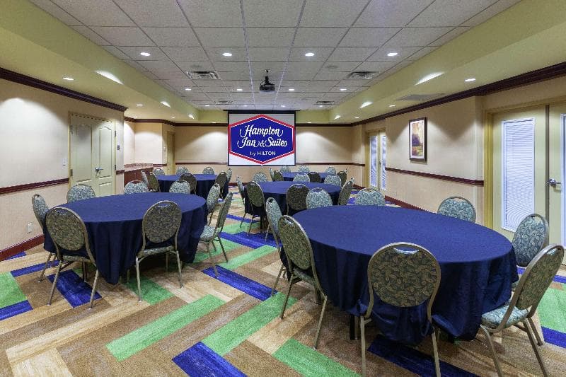 Hampton Inn & Suites Tulsa North/Owasso 4