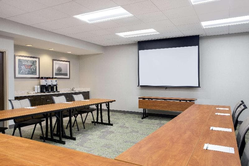 Hampton Inn Middletown 4