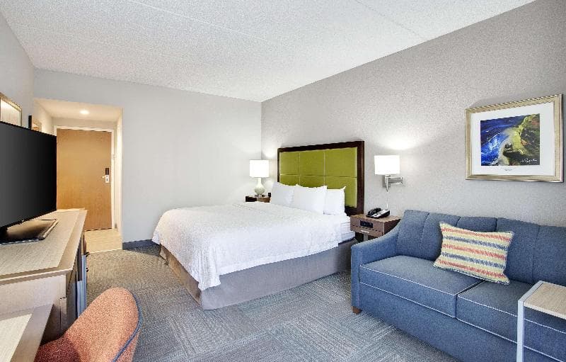 Hampton Inn Middletown 2