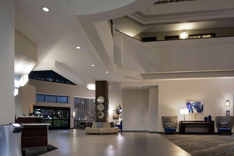 Embassy Suites by Hilton LAX International Airport North 4