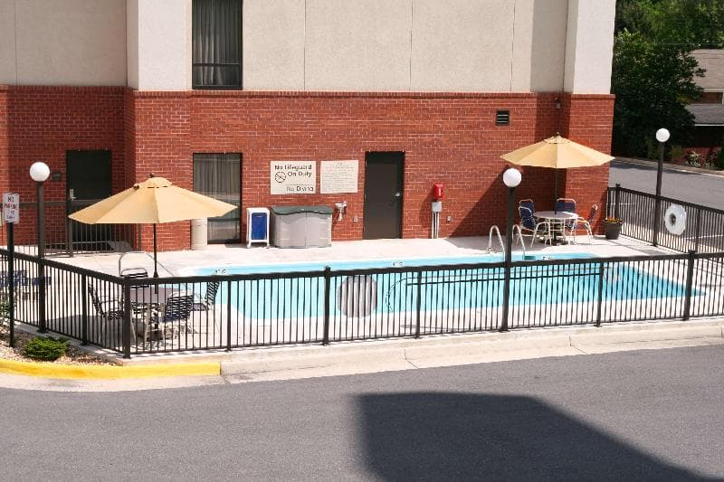 Hampton Inn Martinsburg South-Inwood 5