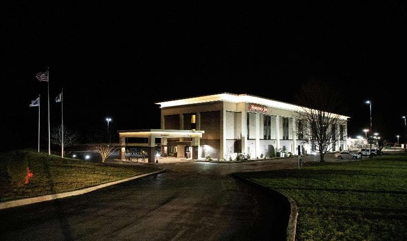 Hampton Inn Summersville 4