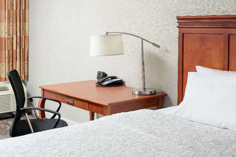 Hampton Inn Oak Ridge Knoxville 4
