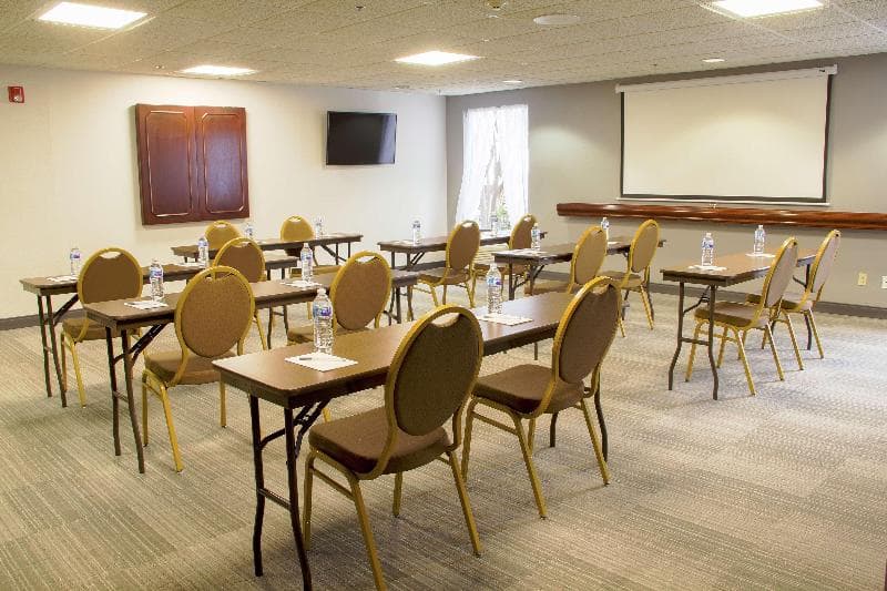 Hampton Inn Danville 4
