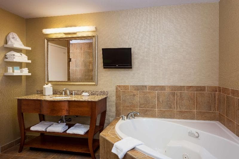 Hampton Inn & Suites Las Vegas-Red Rock/Summerlin 2