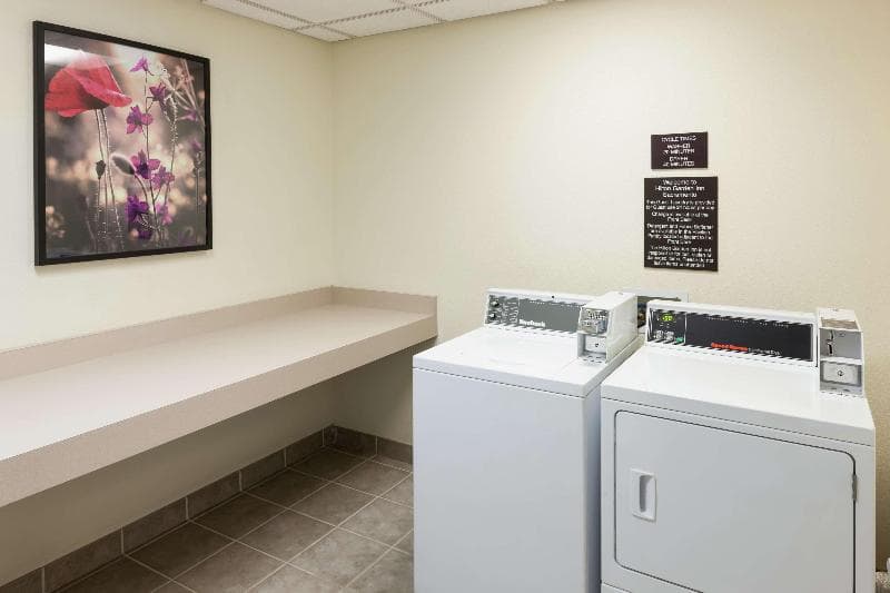 Hilton Garden Inn Sacramento/South Natomas 2