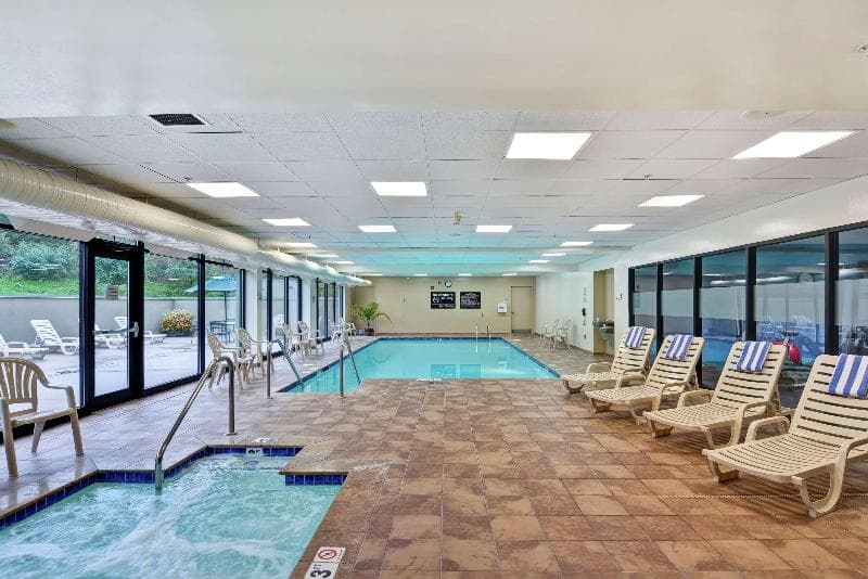 Hampton Inn & Suites Wilkes-Barre/Scranton, PA 4