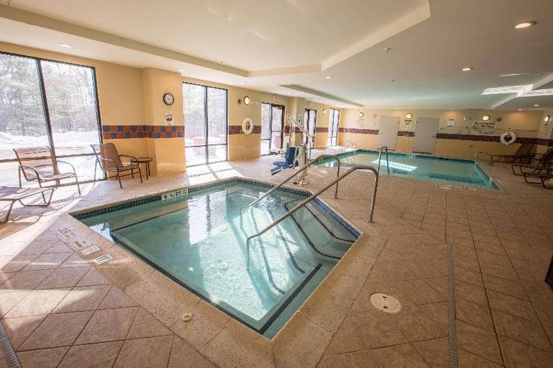 Hampton Inn & Suites Tilton 3