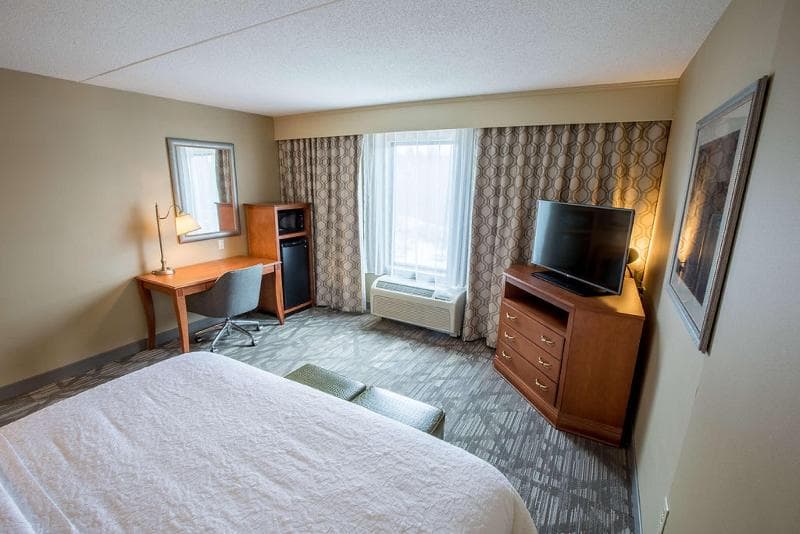 Hampton Inn & Suites Tilton 2