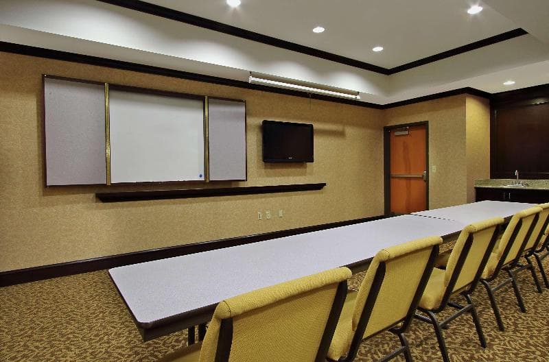 Hampton Inn & Suites Buffalo 5