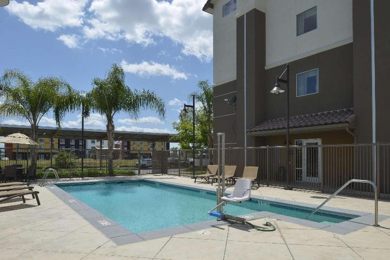 Hampton Inn & Suites Bakersfield North-Airport 3