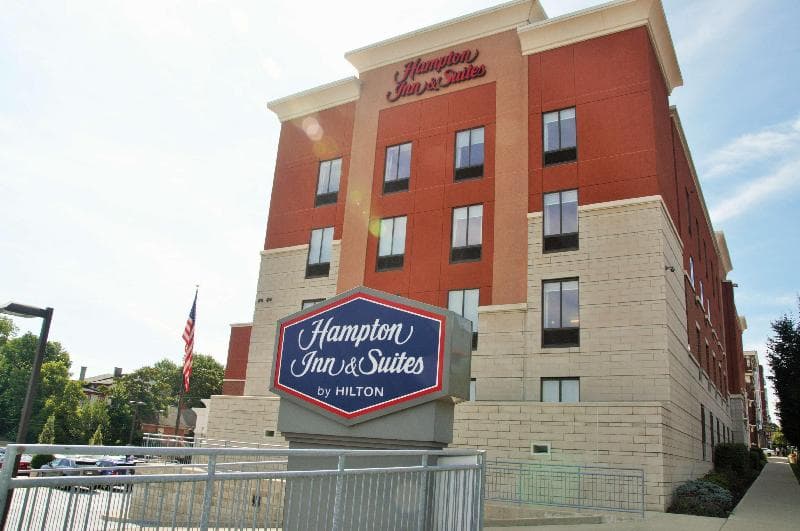 Hampton Inn & Suites Cincinnati/Uptown-University Area 3