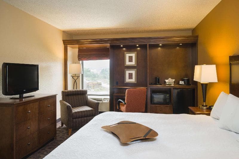 Hampton Inn Danville 2