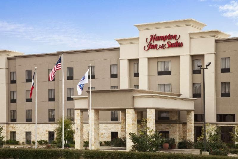 Hampton Inn & Suites Conroe - I-45 North 5