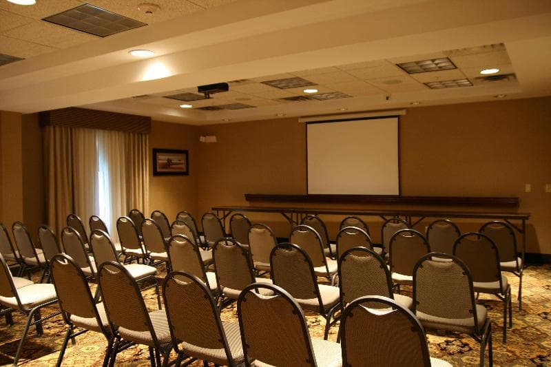 Hampton Inn & Suites Lino Lakes 5