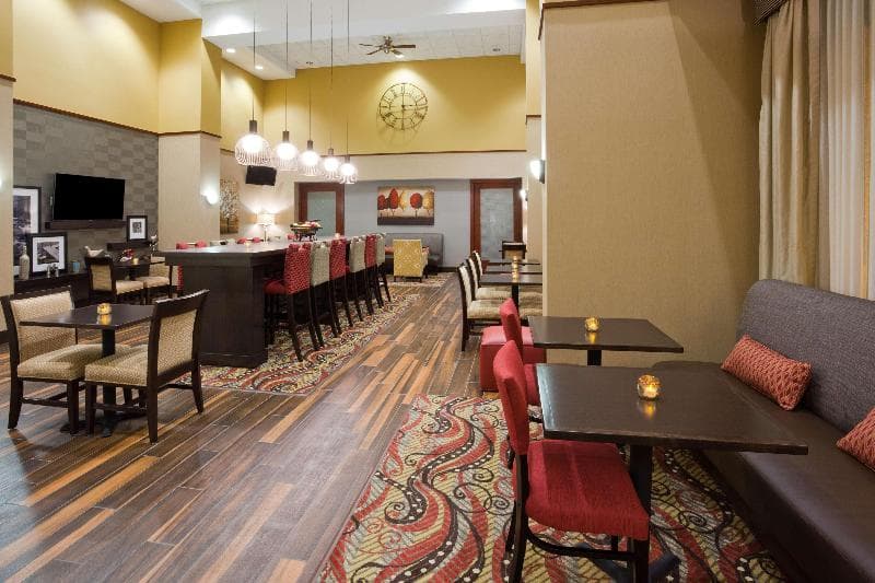 Hampton Inn & Suites Lino Lakes 3