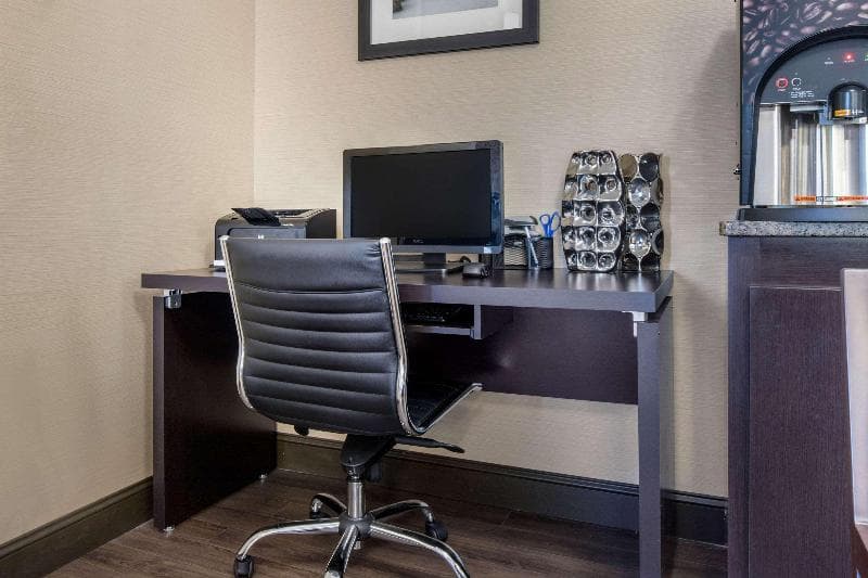 Comfort Inn photo 1